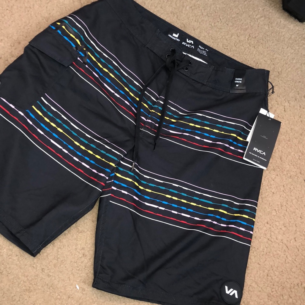 New men’s RVCA trunks board shorts sz 32